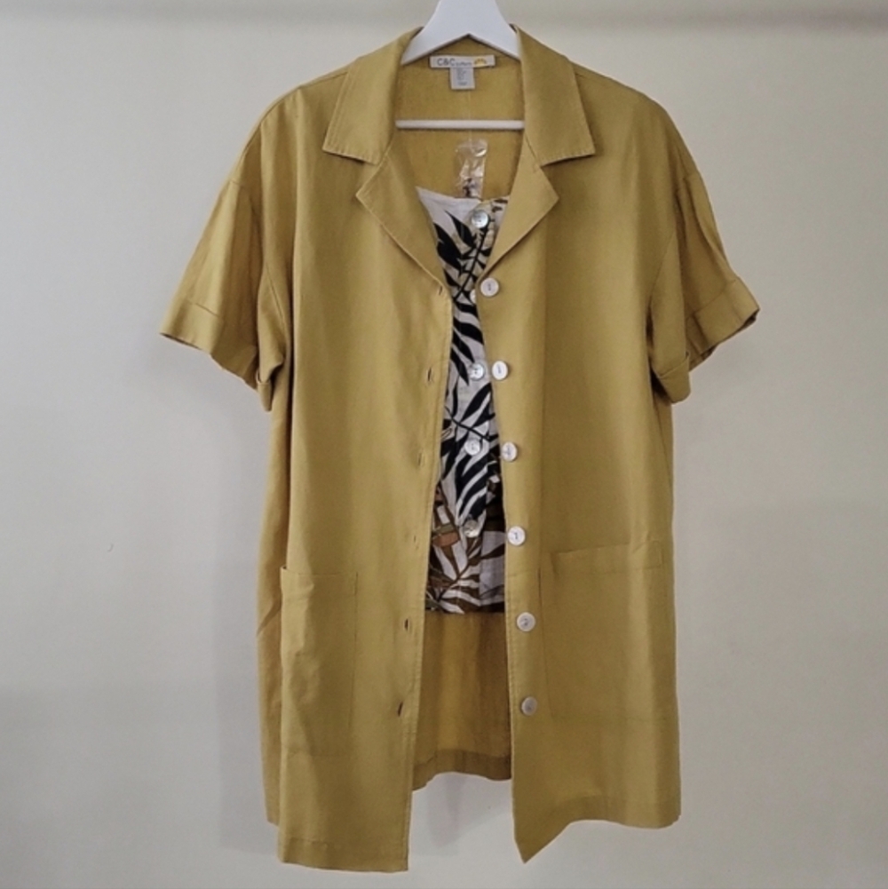 NWOT Mustard Yellow Short Sleeve Linen Blend Button-Up Cardigan Jacket